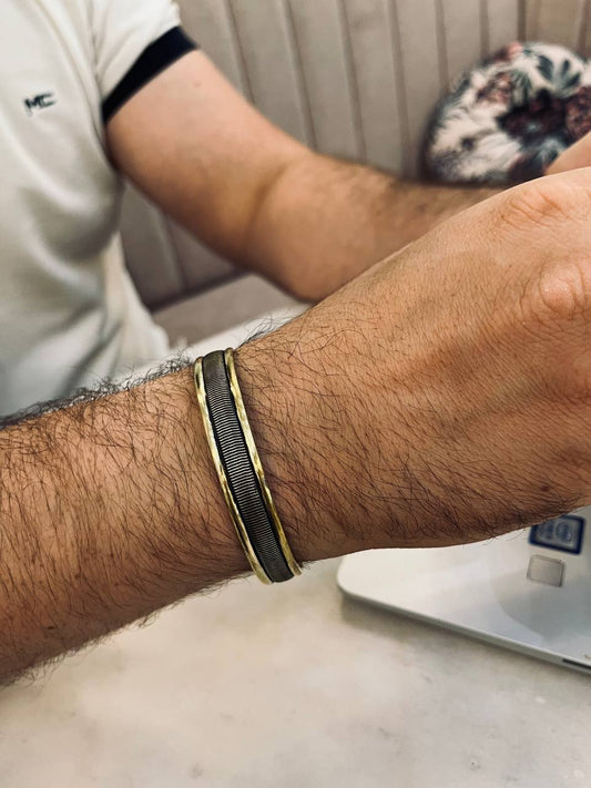 Eslam Simple Bracelet