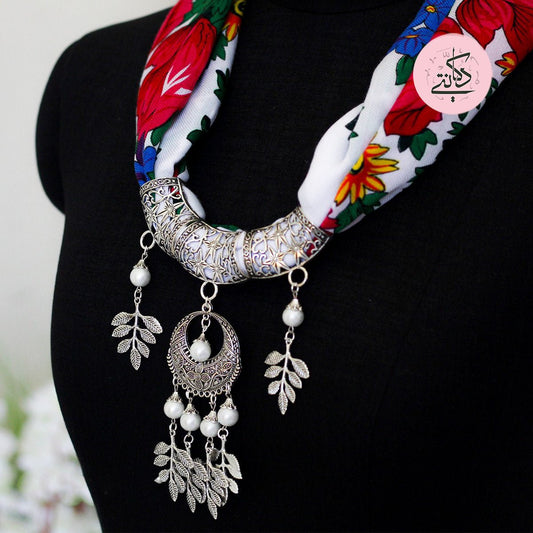 Gardens Necklace Scarf