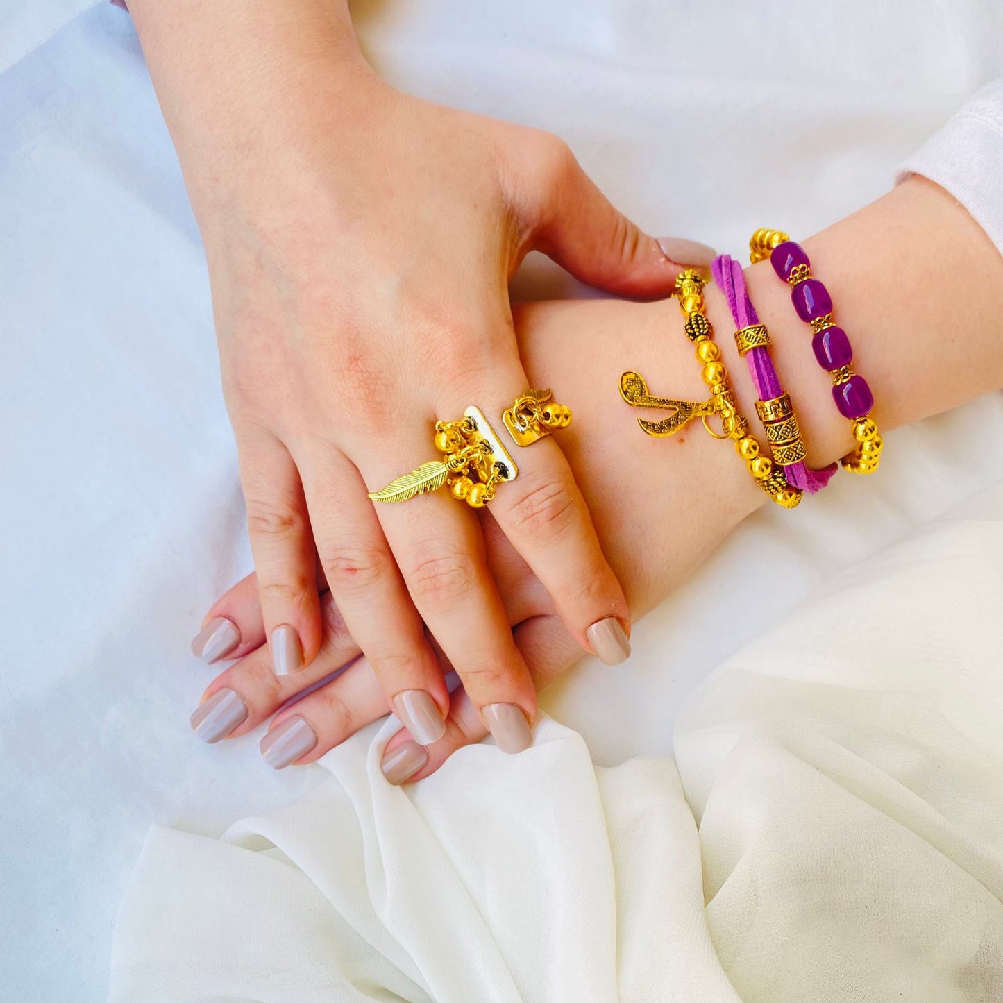 أساور نهى الأنيقة