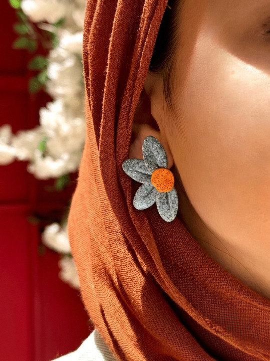 Rose Earrings - Leather