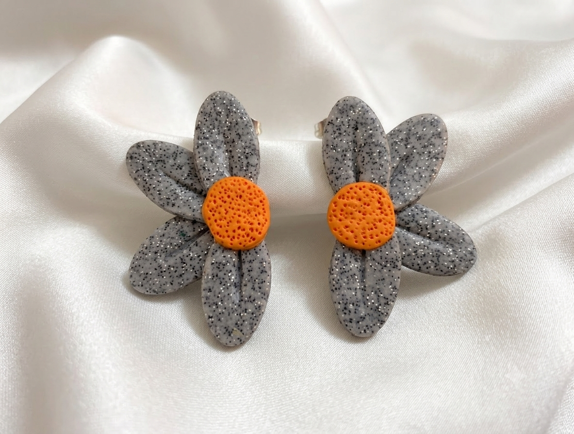Rose Earrings - Leather