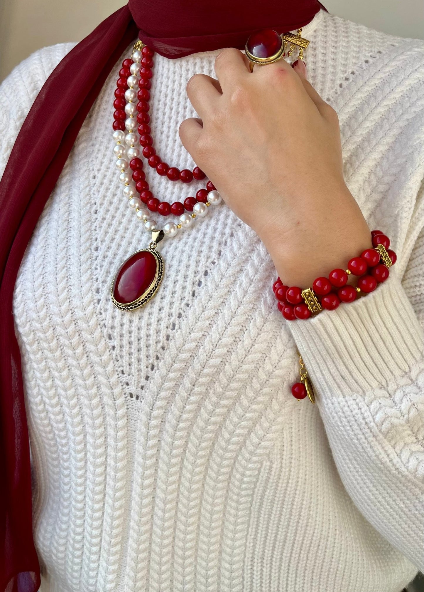 Sara Elegant Set Pearl and Marjan