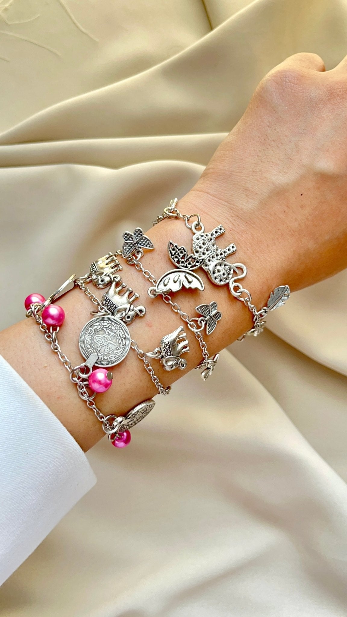 Raneen Simple Bracelets