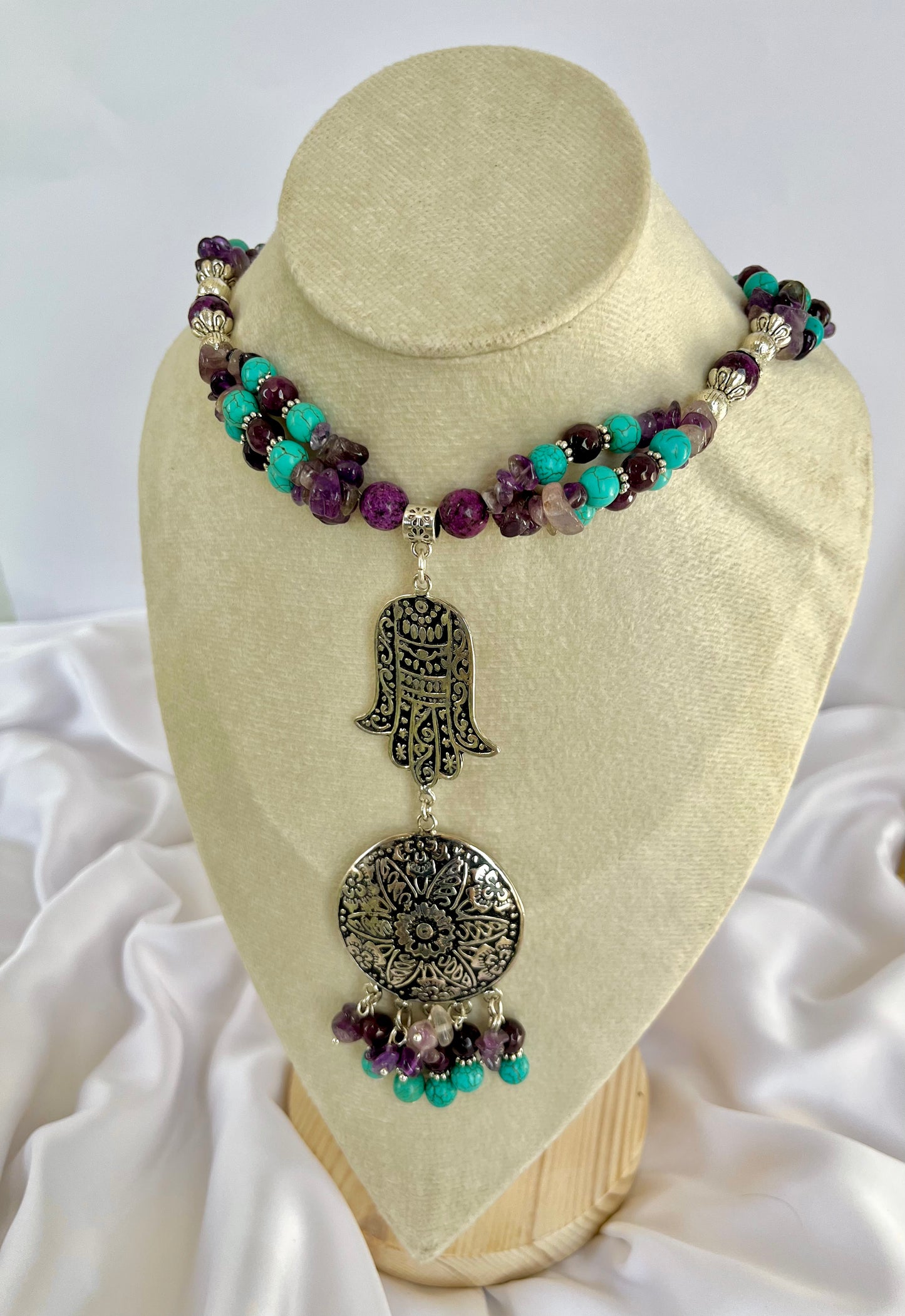 Hasnaa Necklace - Mixed Stones