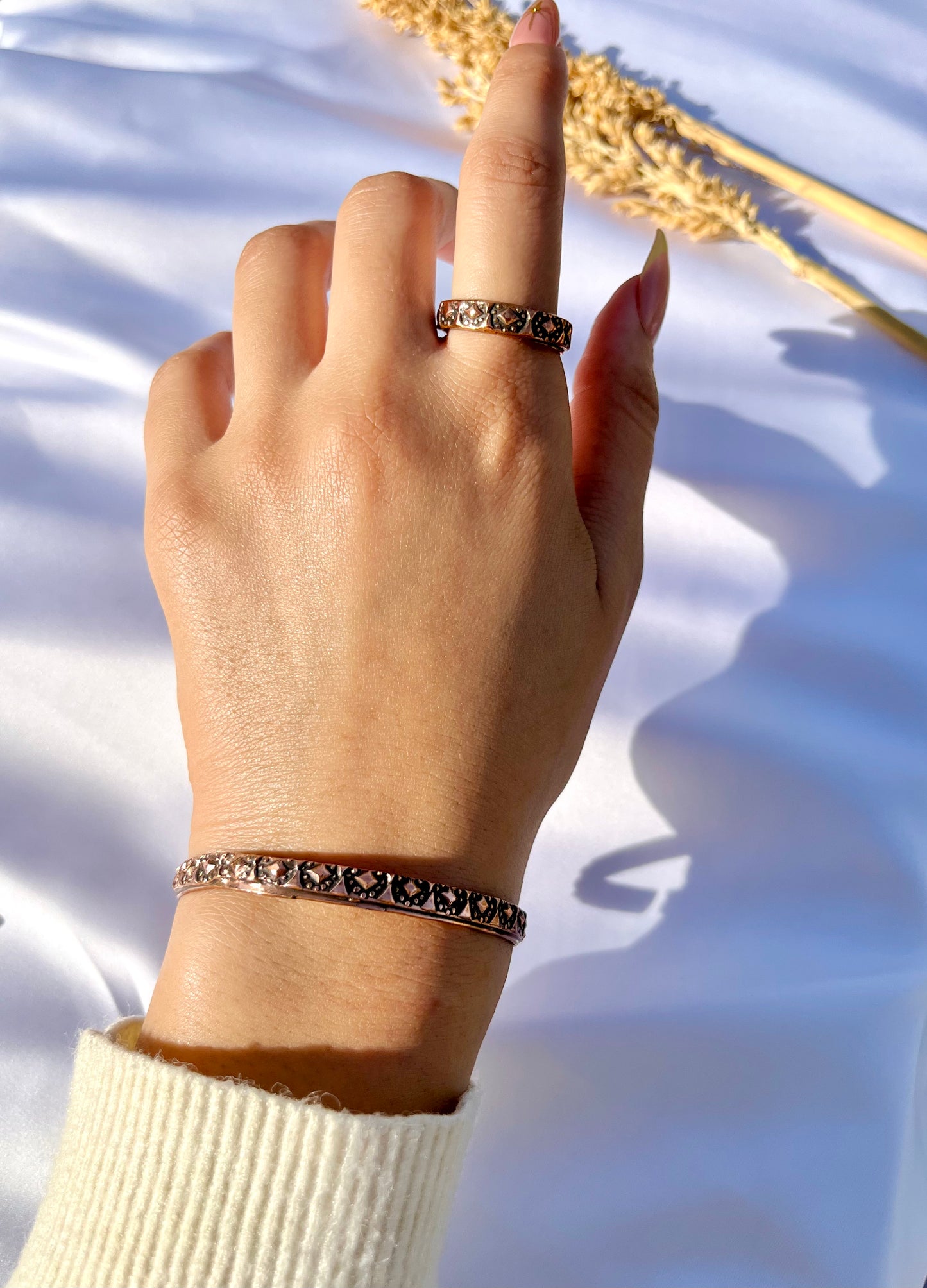 طقم "أنتا عمري" - مطلي بالفضة والعقيق