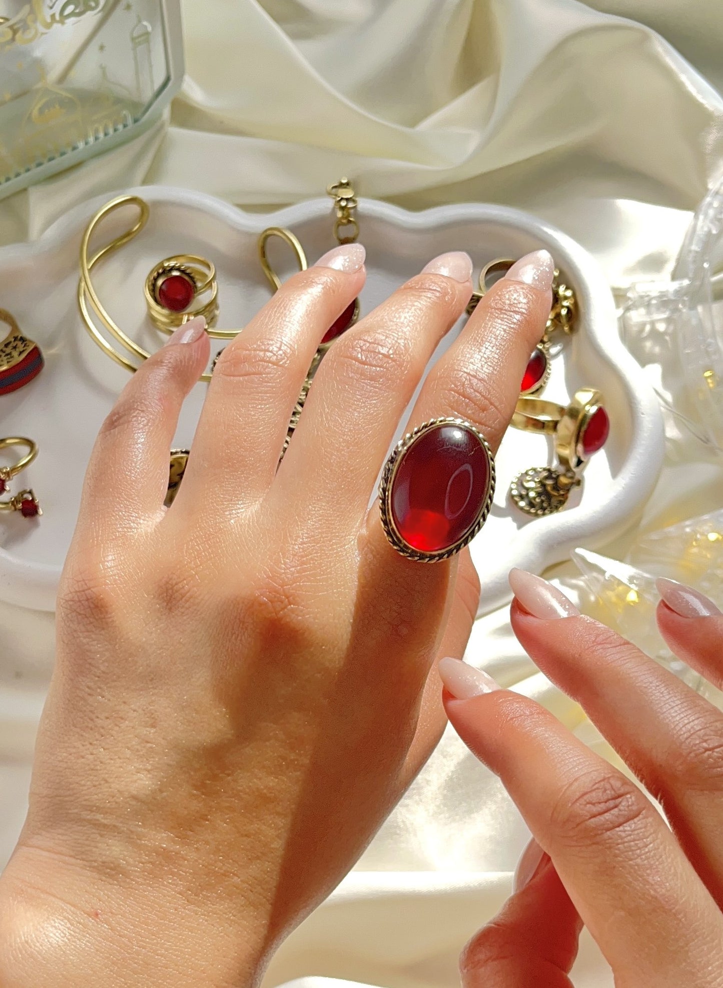 Mawada Simple Agate Ring