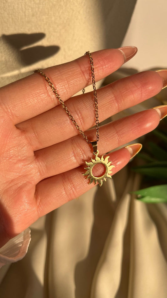 Elyra Necklace - Stainless Steel