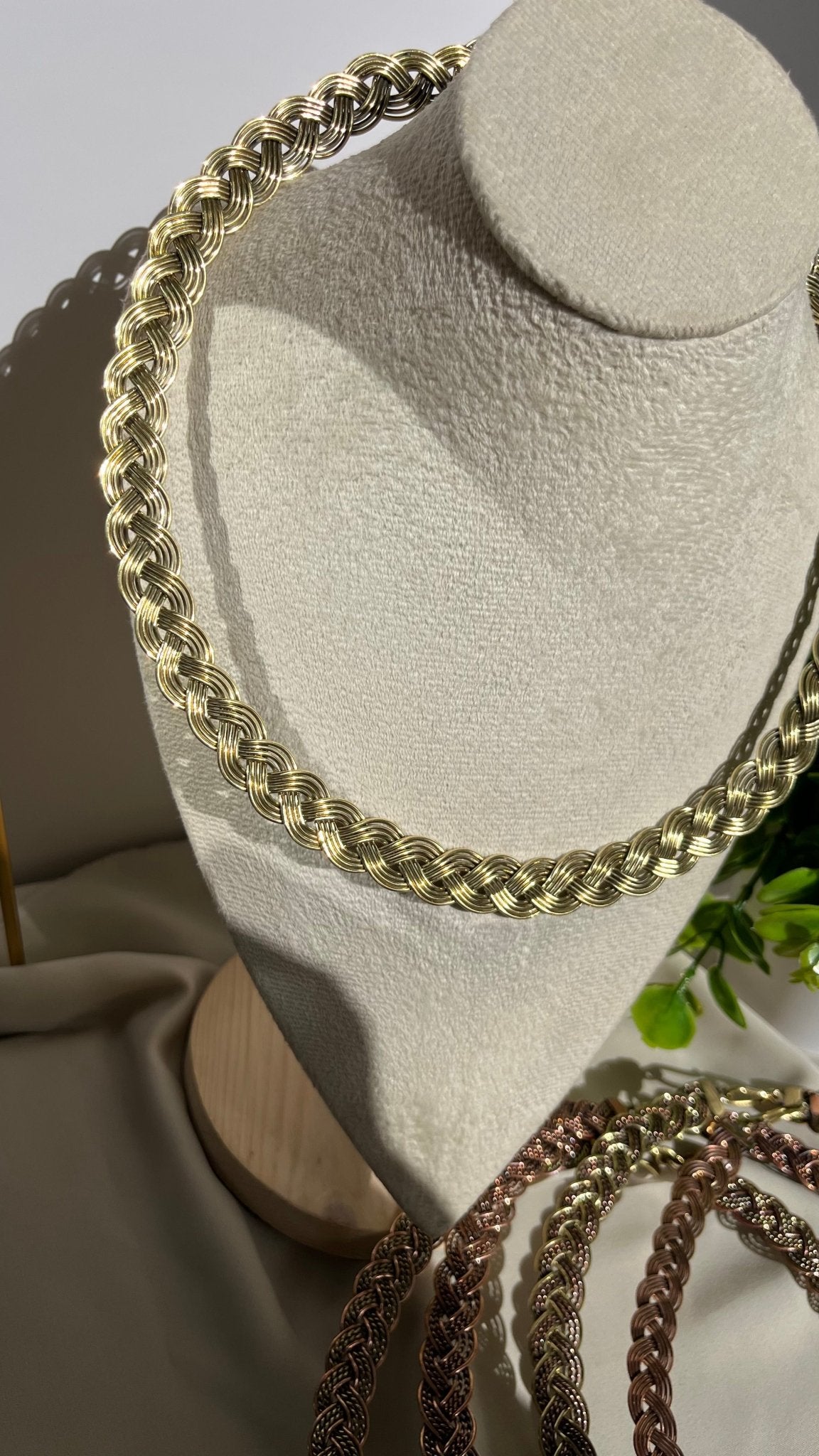 قلادة نيروز - نحاس نقي