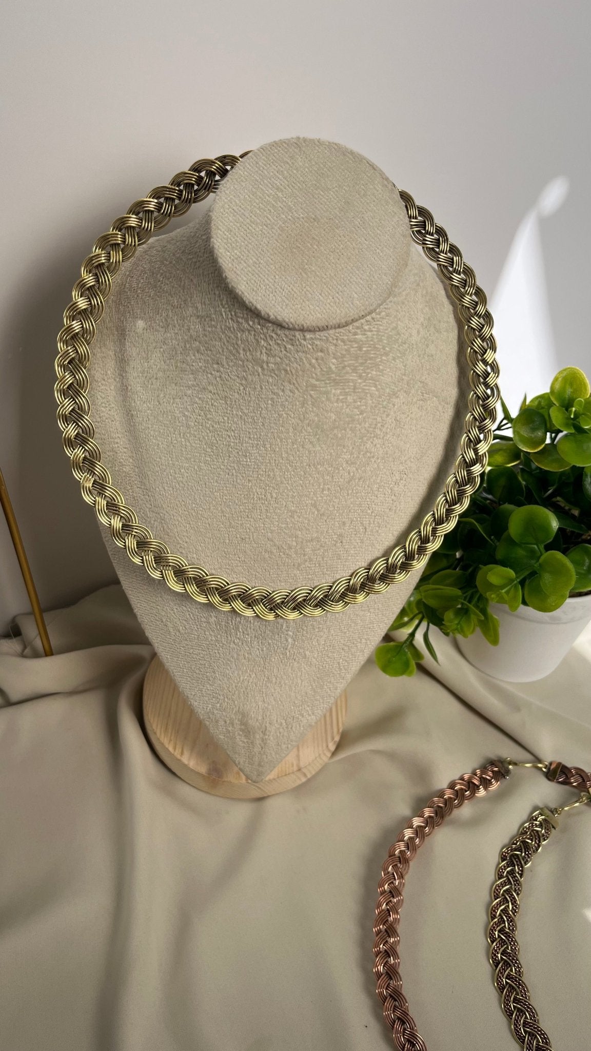 قلادة نيروز - نحاس نقي