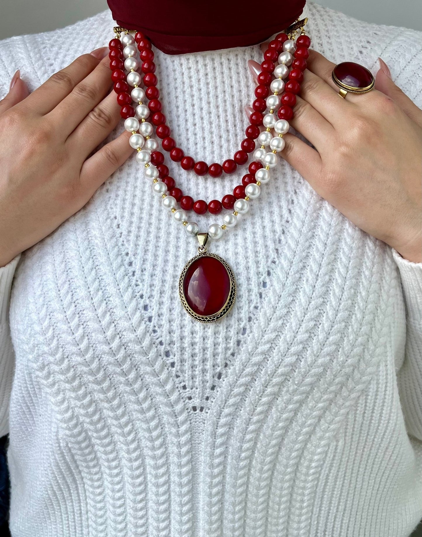 Sara Elegant Set Pearl and Marjan