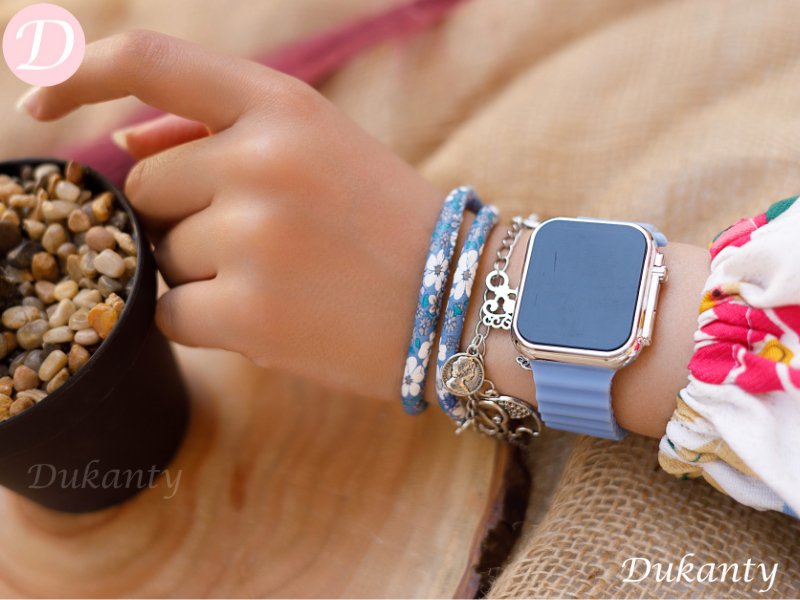 Aryam Set - Watch And Bracelets