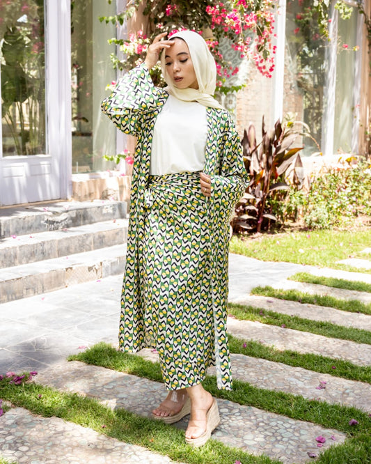 Leen Casual Suit - Satin