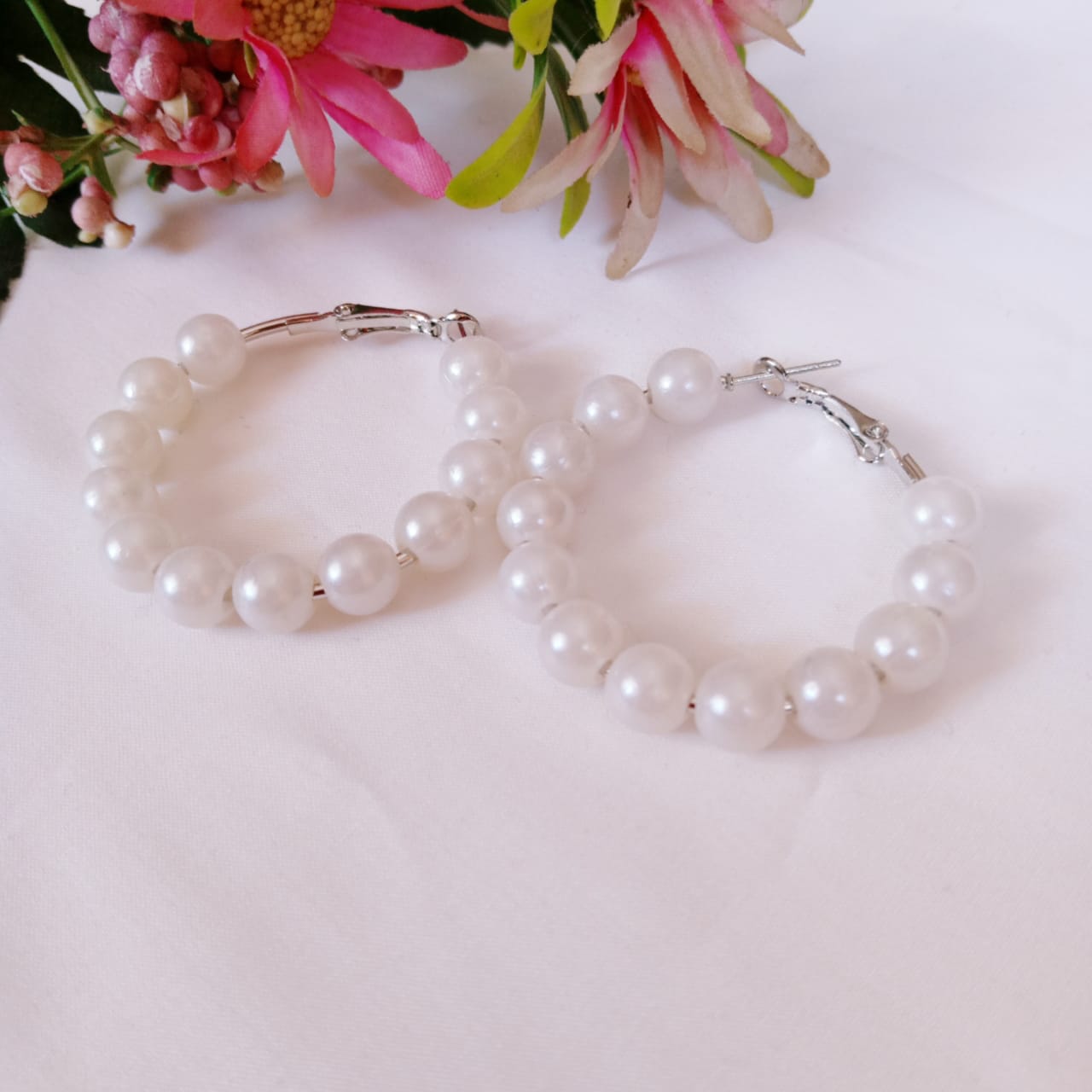 Maya Simple Earrings