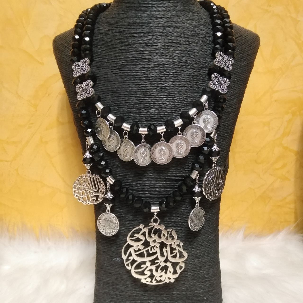 Radwa Necklace - Agate Stones