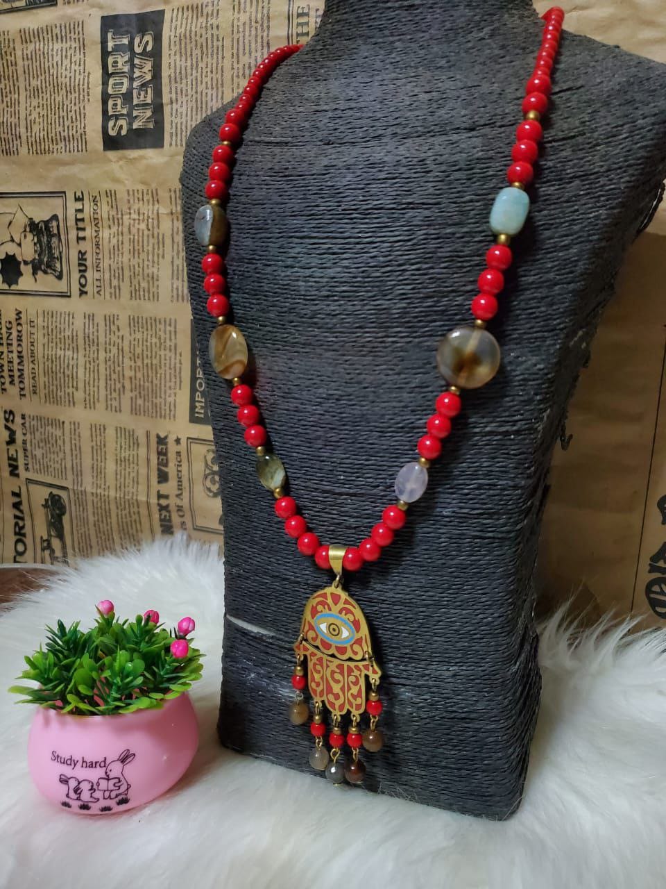 Yasmina Necklace - Agate Stones