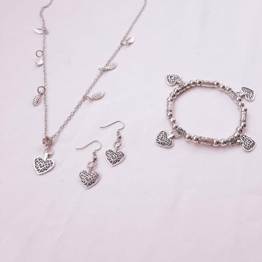 Marian Simple Set