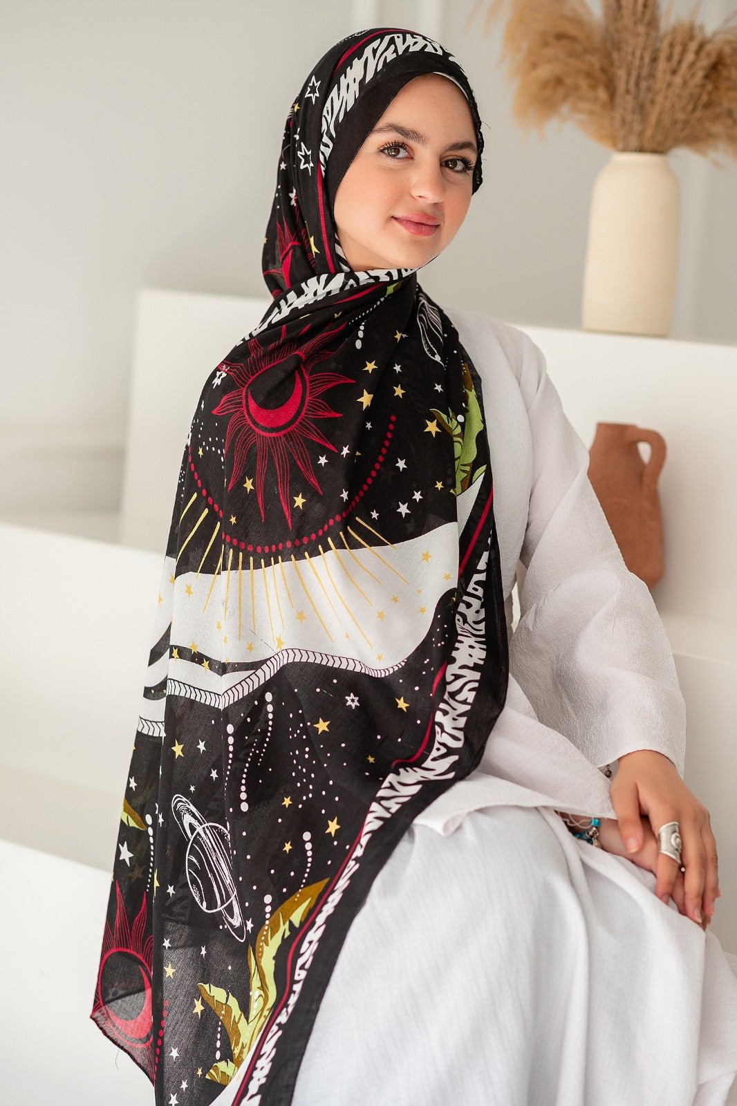 وشاح ابتسام - كريب ديجيتال