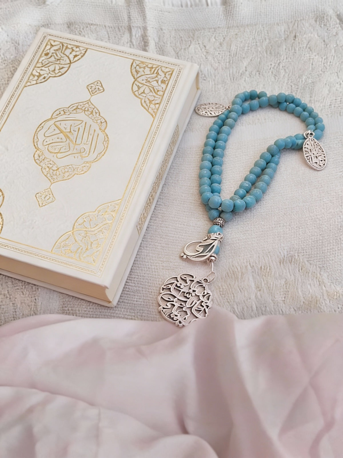 مسبحة "ياقيين" الفيروزية - مطلية بالفضة