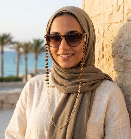 سلسلة نظارات أميرة - مطلية بالذهب