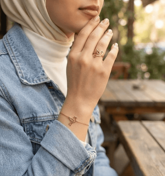 قلادة "اسمك" - مطلية بالذهب
