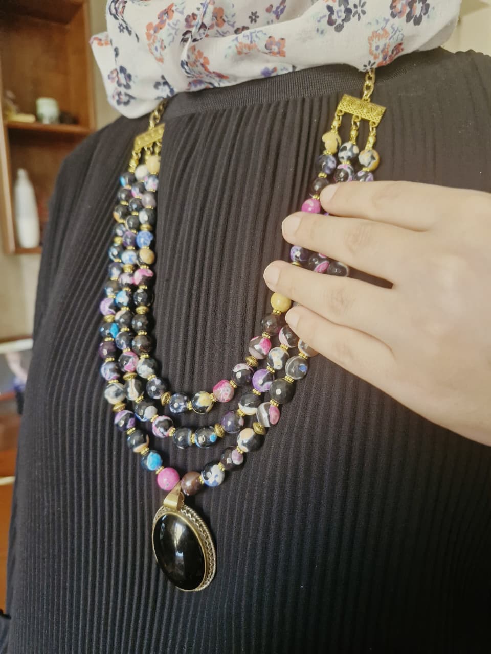 مجموعة نيفين السوداء