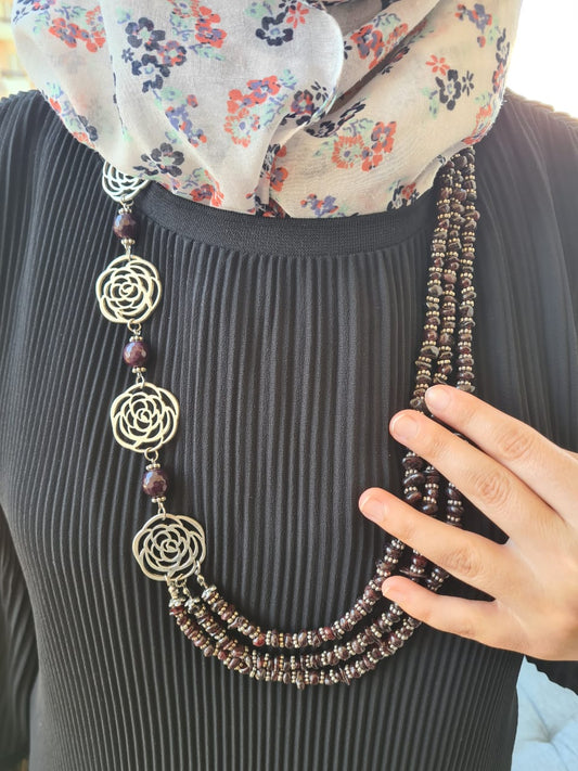 Flowery Necklace - Broken stone