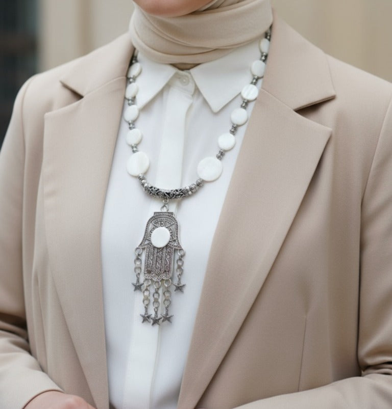 قلادة الفولكلور