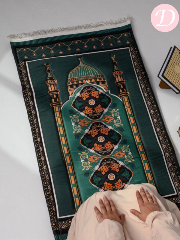 Green Mosque Prayer Mat