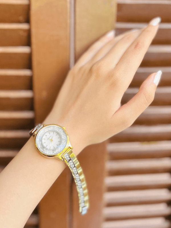 Mariam Simple Watch