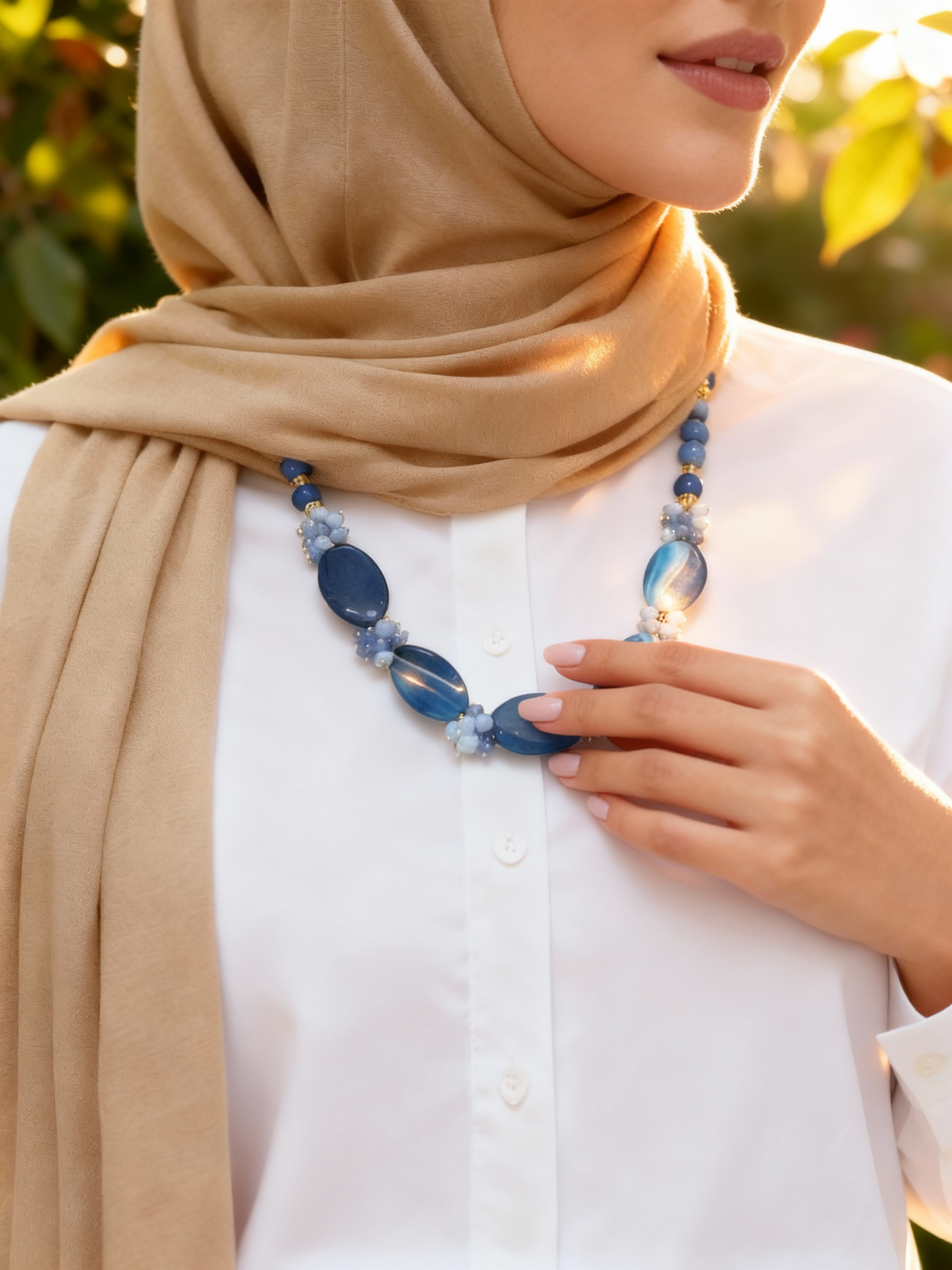 Sahar Blue Agate Stones Necklace
