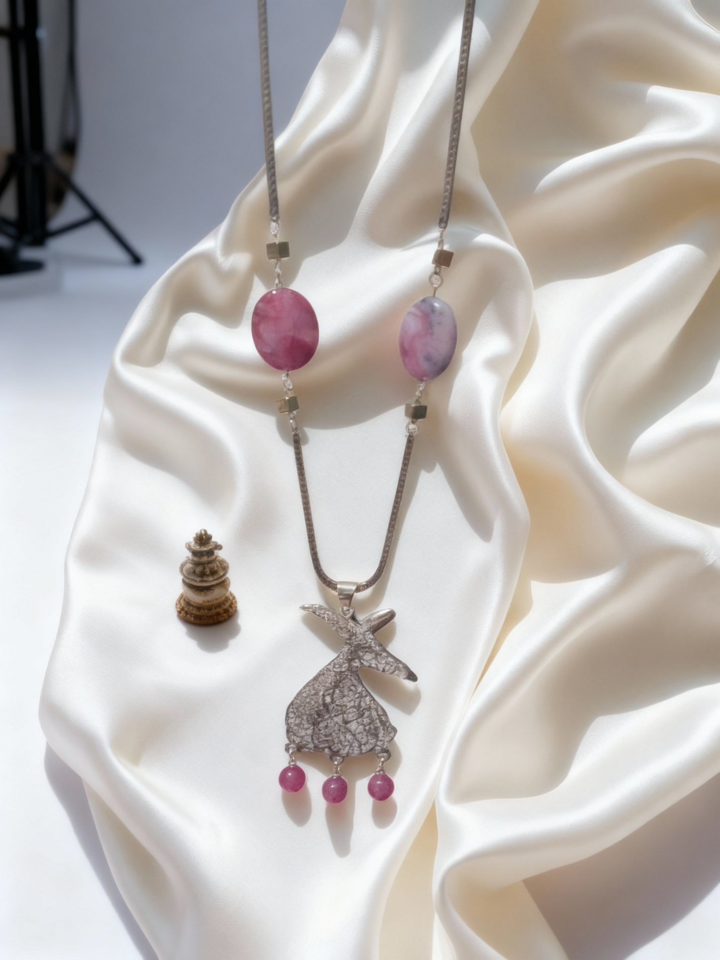 Zahra Pink Agate Necklace