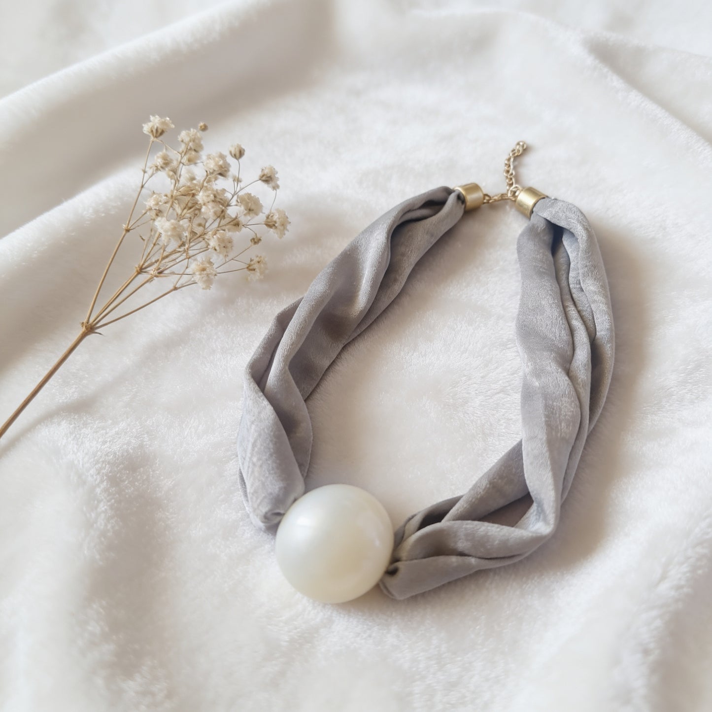 Silent Luxury  Necklace