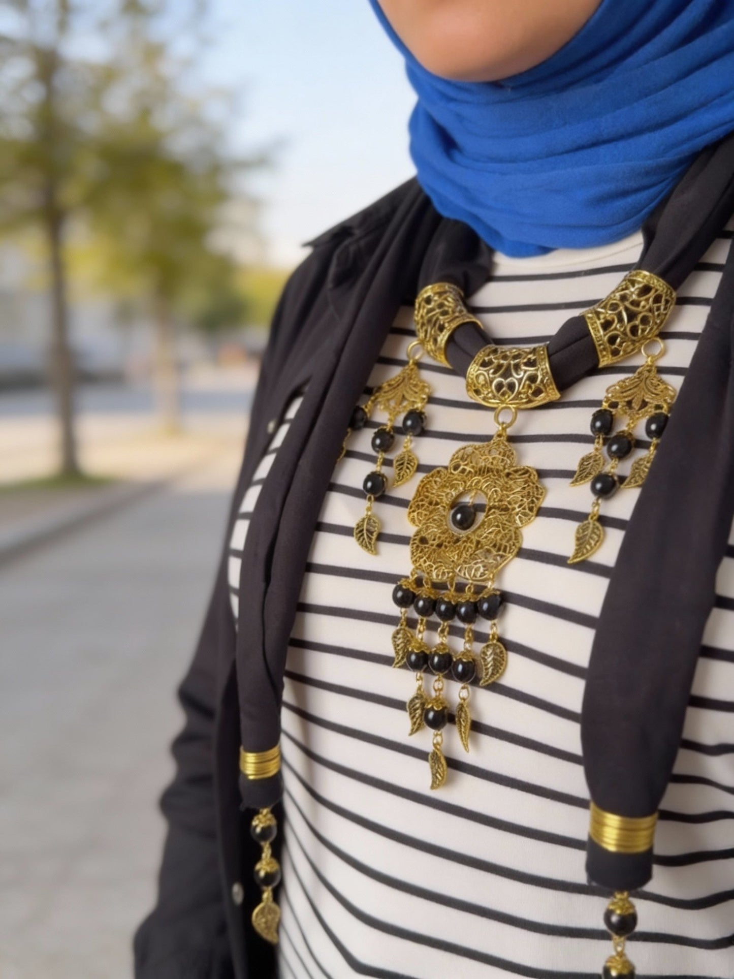 قلادة وشاح خير حافظ - قطن