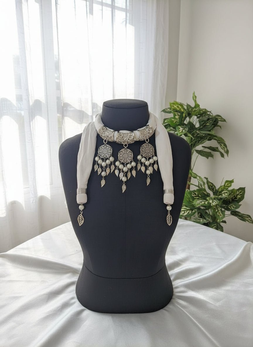 قلادة وشاح خير حافظ - قطن