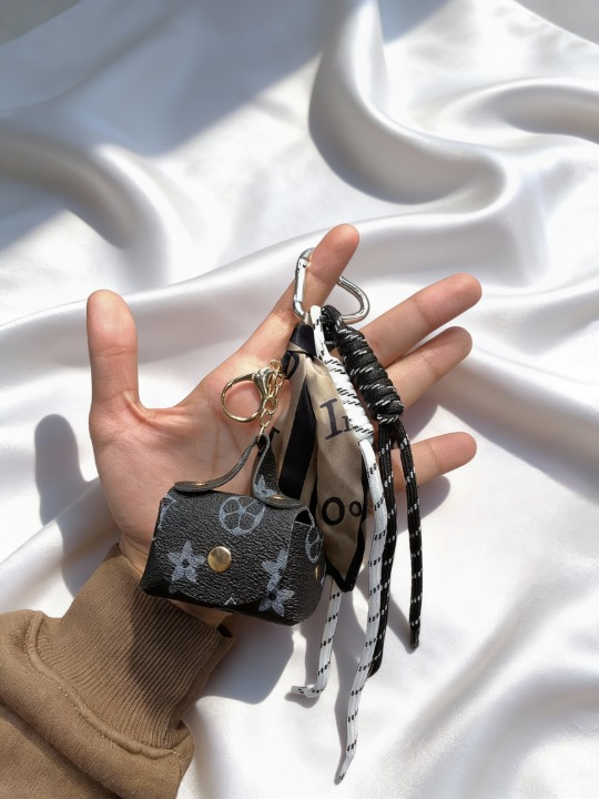 قلادة الفراشة - ستانلس ستيل