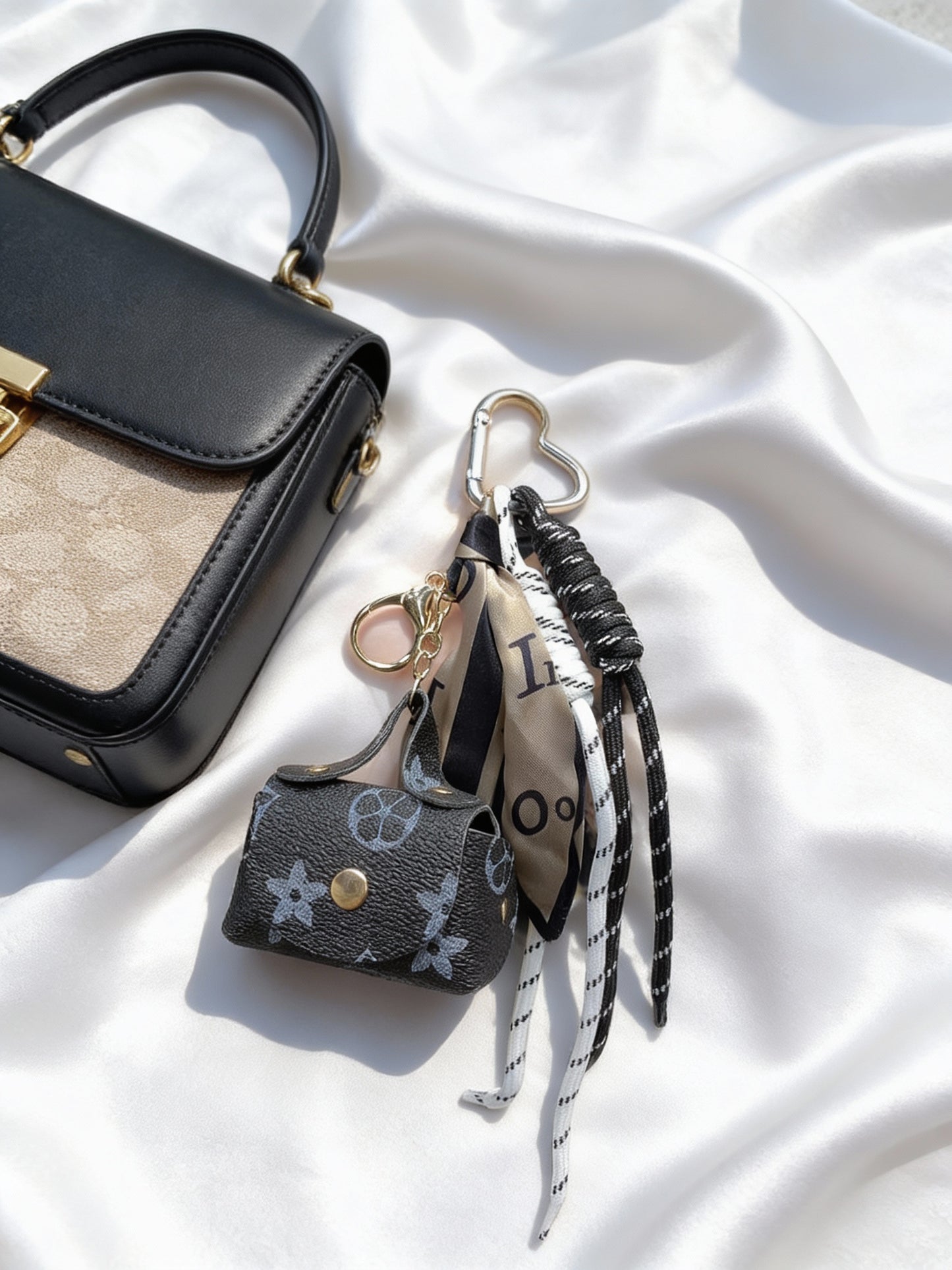 قلادة الفراشة - ستانلس ستيل