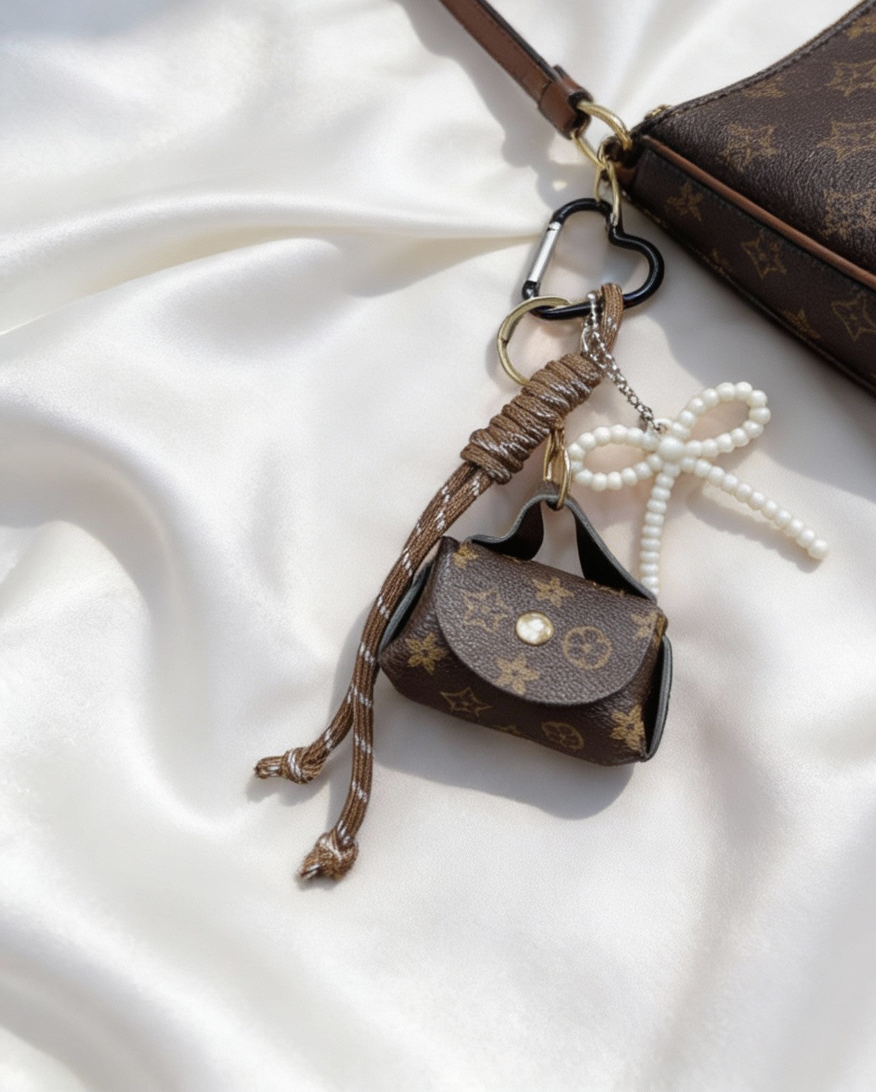 قلادة الفراشة - ستانلس ستيل