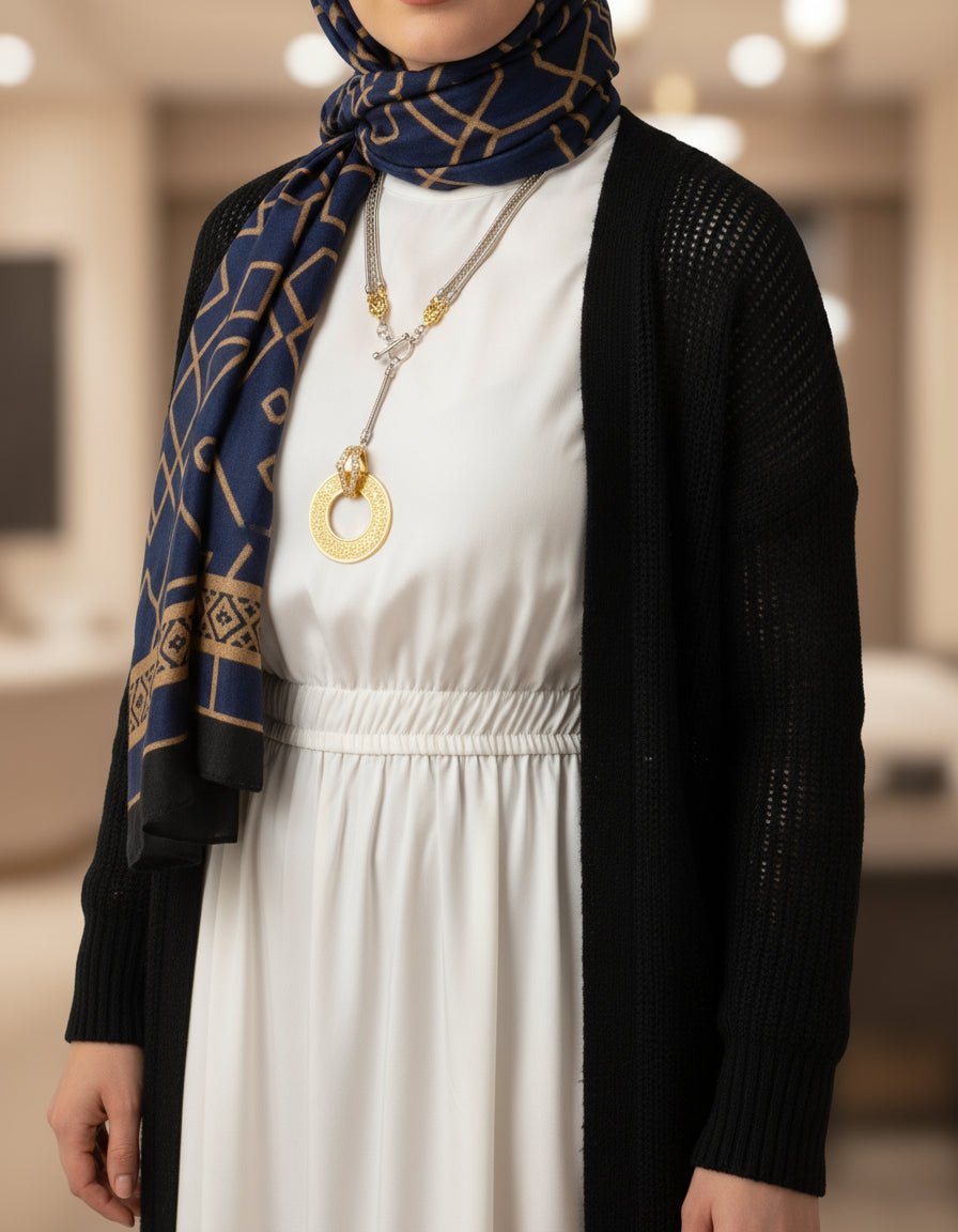 مجموعة من العقيق البني المكسور مع العقيق الأخضر الزيتي