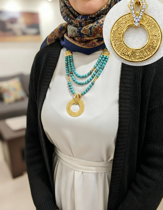 مجموعة من العقيق البني المكسور مع العقيق الأخضر الزيتي