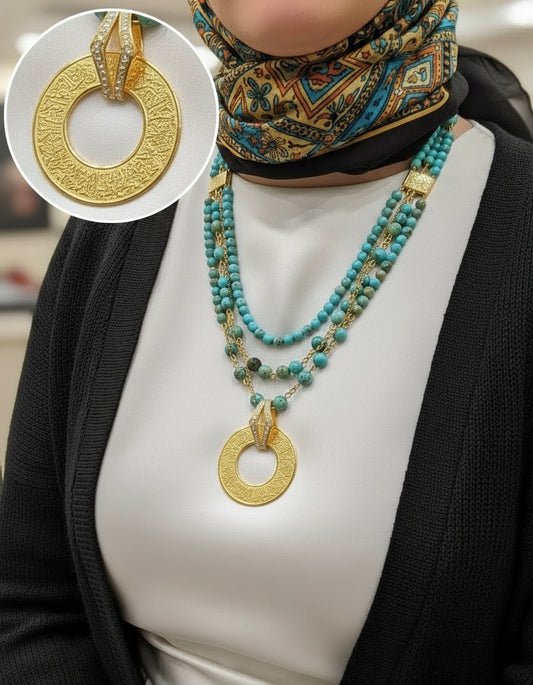 مجموعة من العقيق البني المكسور مع العقيق الأخضر الزيتي