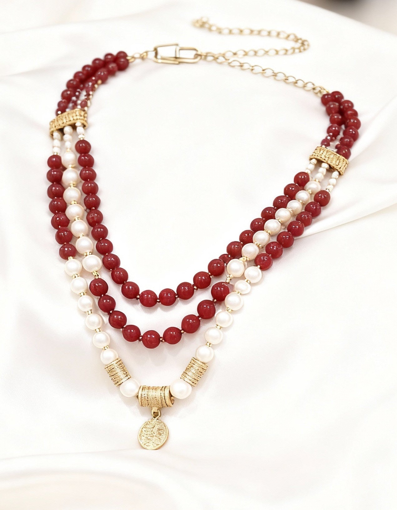 قلادة أصلية - مرجان وأحجار اللؤلؤ