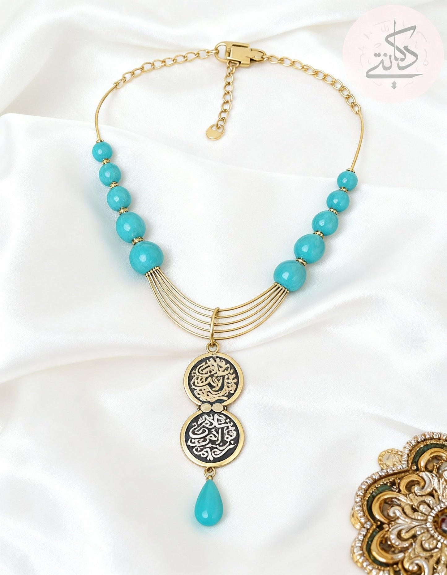 قلادة سلام قولا - أناقة الفيروز