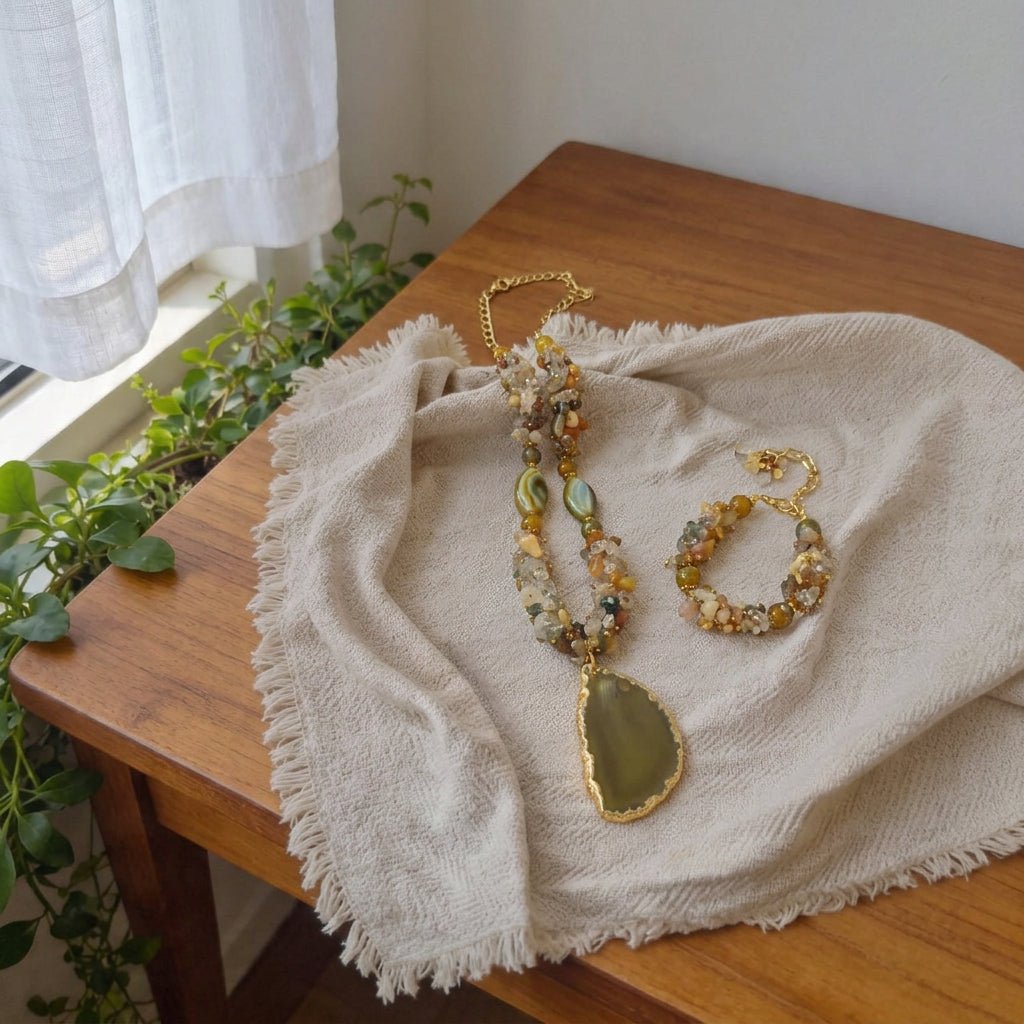 Timeless Touch Agate Set