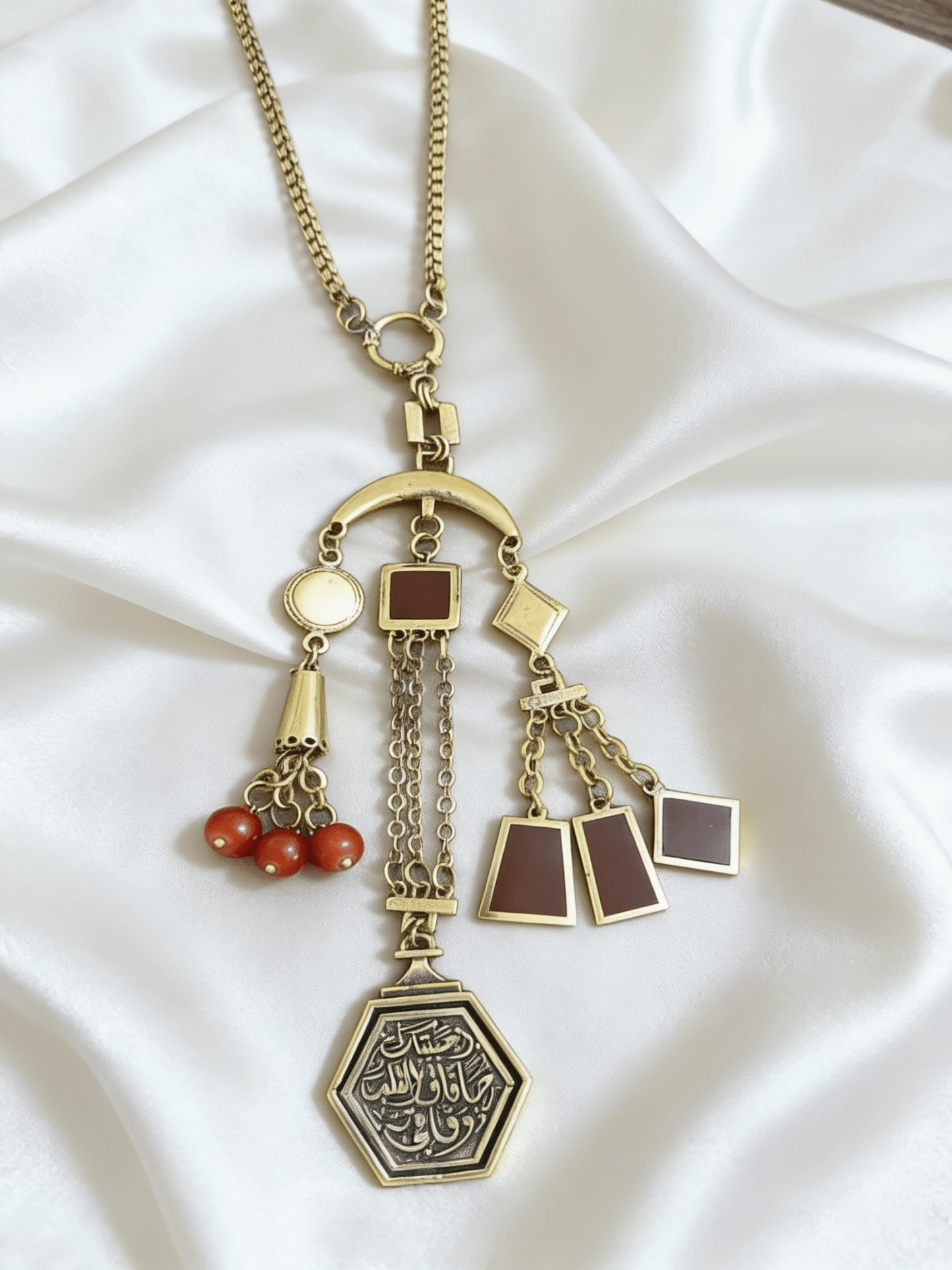 أحبك حبا فاًق القلب وفاقنى Necklace - Pure Copper