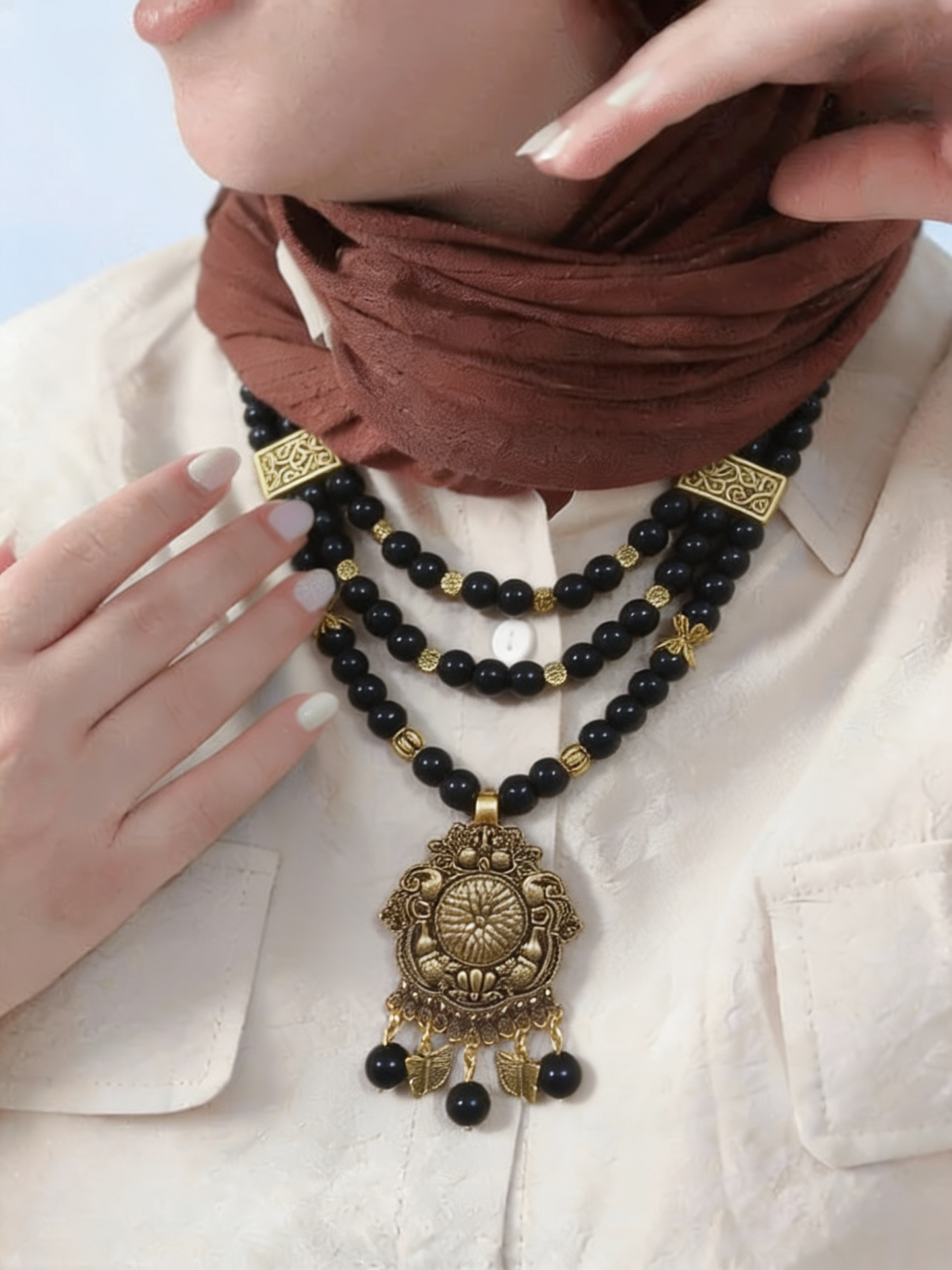 Nariman Elegant Necklase