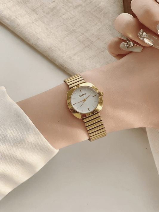 Selena Watch