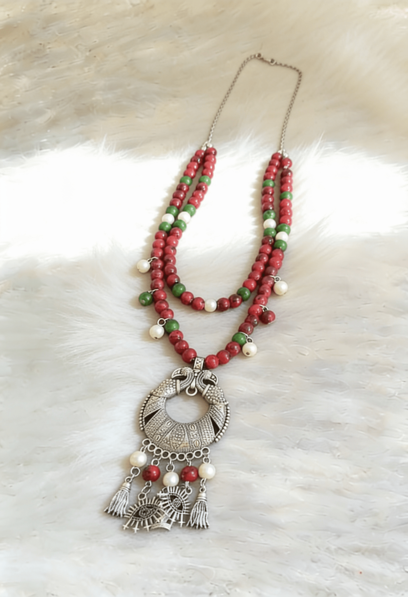 Esraa Necklace - Agate Stones