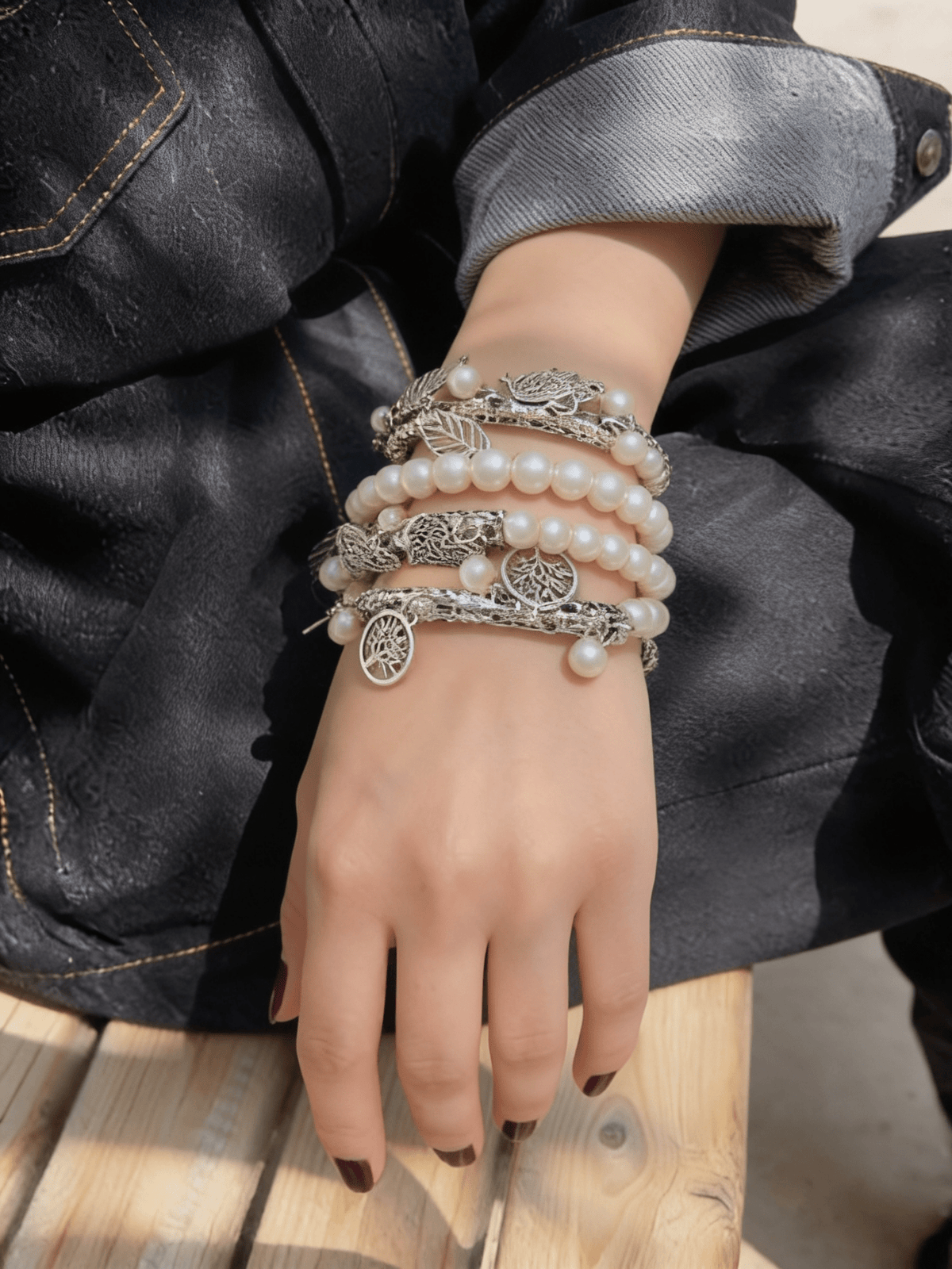 Hanan Elegant Bracelets