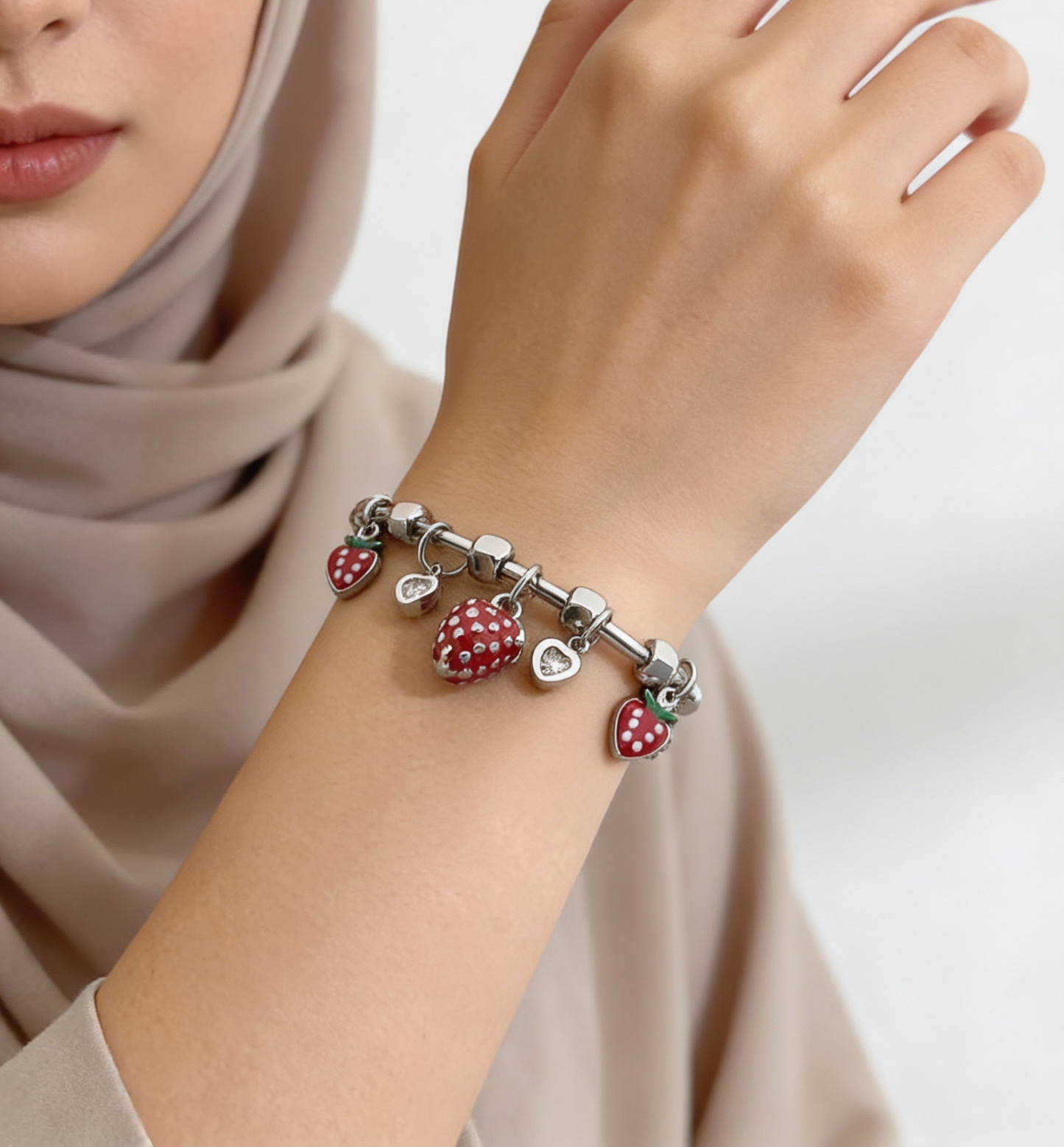 Aliaa Bracelet - Stainless Silver Plated