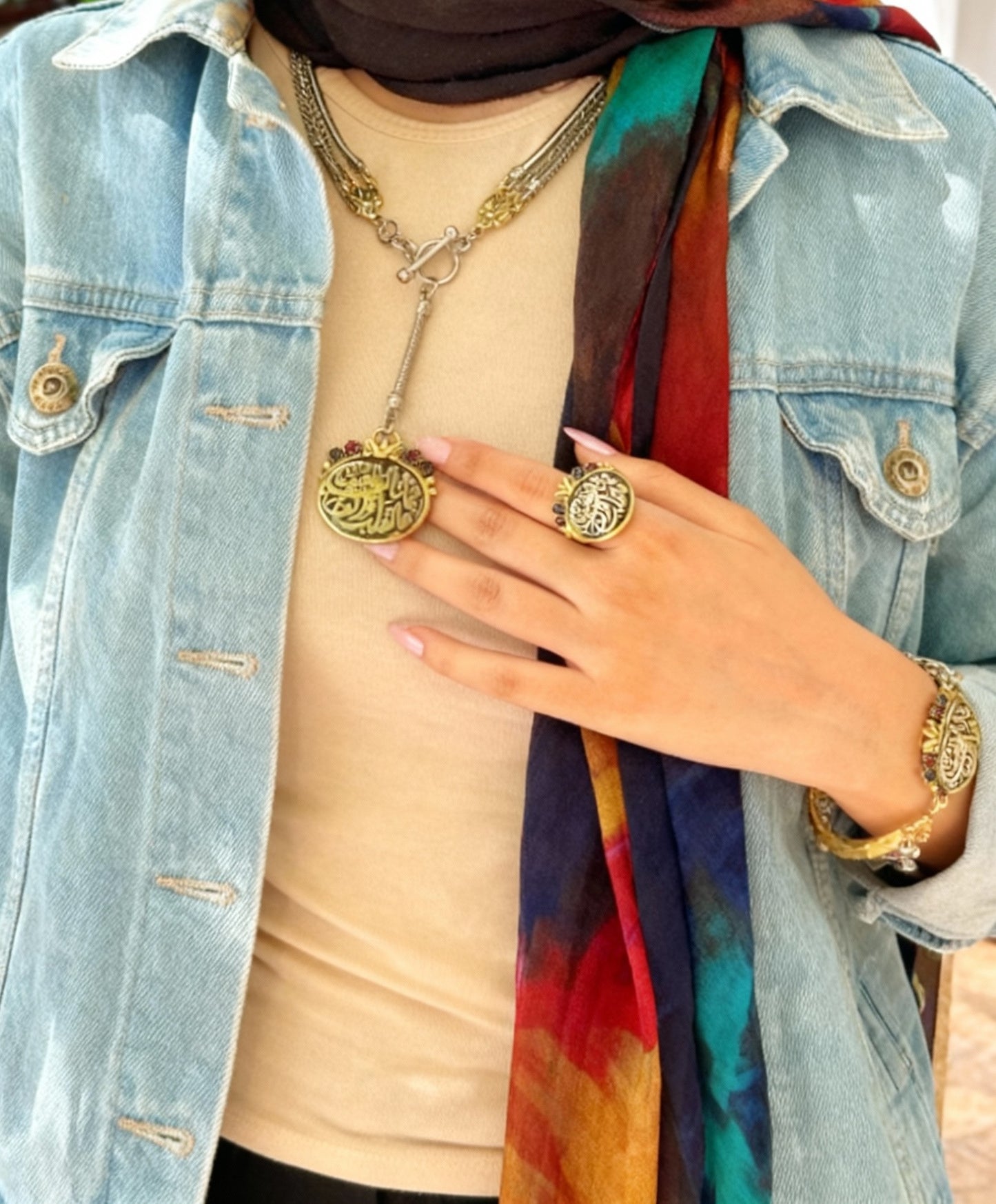 مجموعة دلايات الخط العربي - مطلية بالفضة